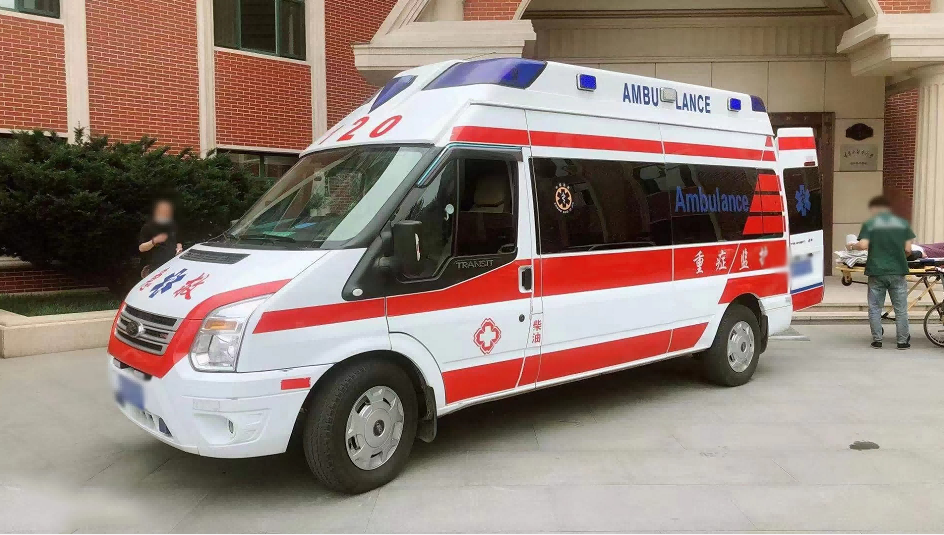 称多县重症监护救护车